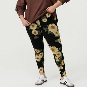 🆕️ 🌻 TORRID SUNFLOWER FULL LENGTH LEGGINGS WITH POCKETS🌻